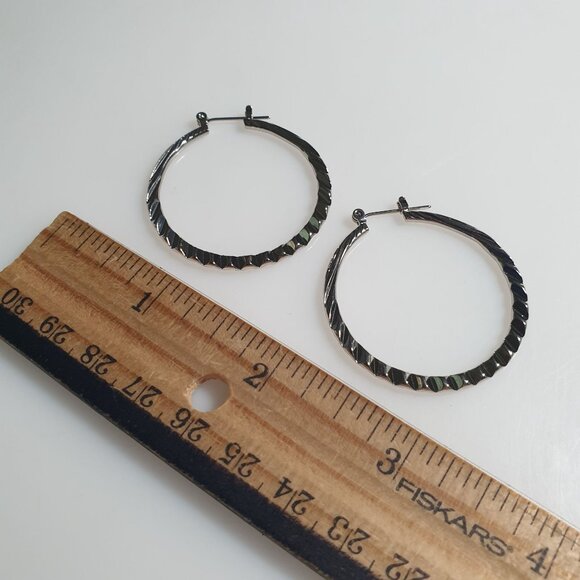 Textured Silver Tone Metal Hoop Earrings For Women Twisted Lightweight Classic - Picture 3 of 4